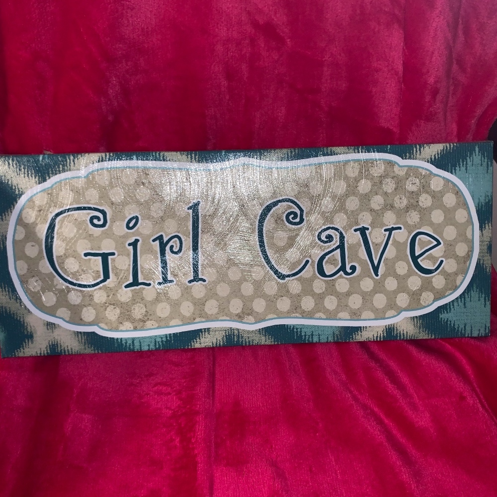 "Girl Cave" Wall Decor